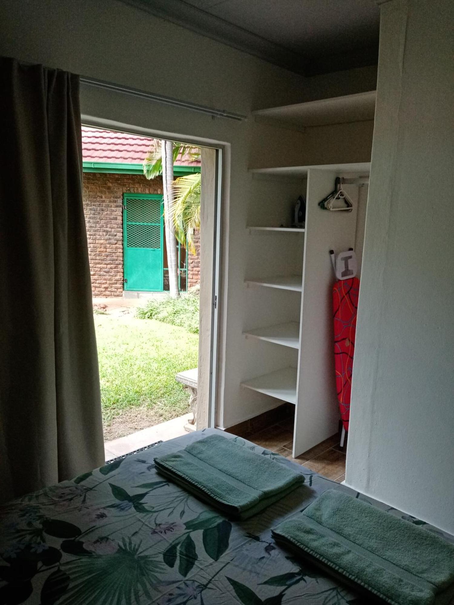 De La Rose Guesthouse Lephalale Zewnętrze zdjęcie